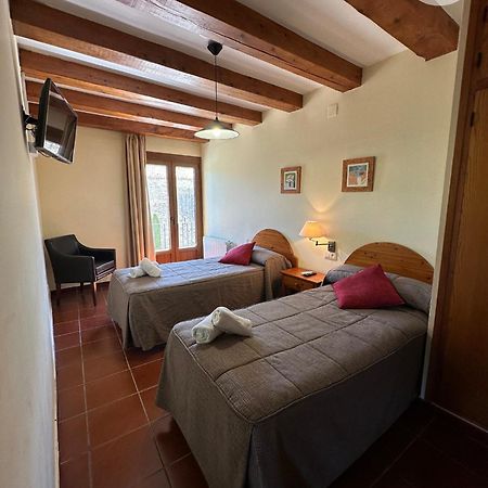 Hostal Centre Del Montsec Llimiana Eksteriør bilde
